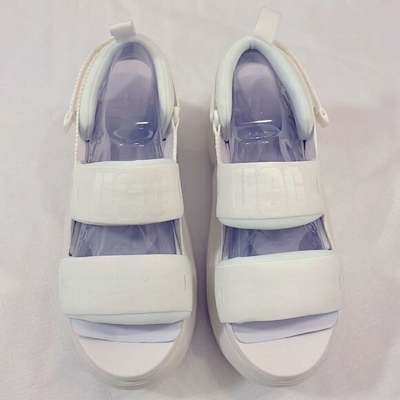 UGG LA CLOUD SPORTS SANDALS.  NEW IN BOX - Picture 3 of 14